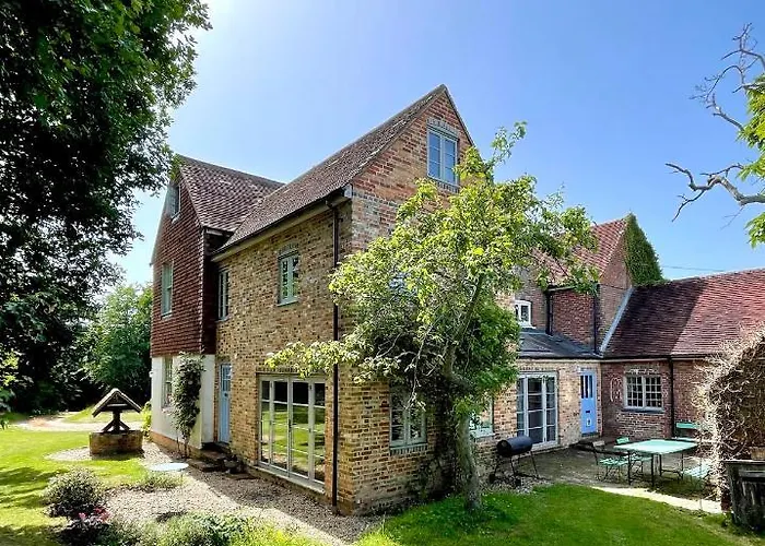 Starnash Farmhouse Holiday Home