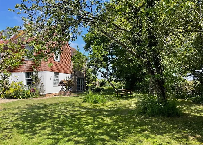 Starnash Farmhouse Holiday Home